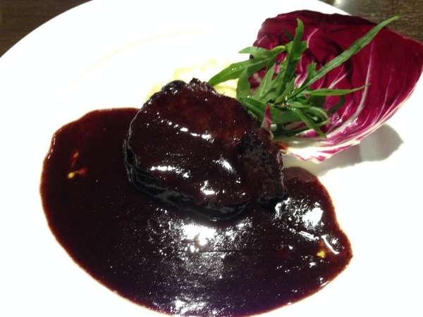 忘年会・新年会コース　プレミアムモルツ香エールとフランス産スパークリング飲み放題２ｈコース　６,５００円　１２月から１月まで